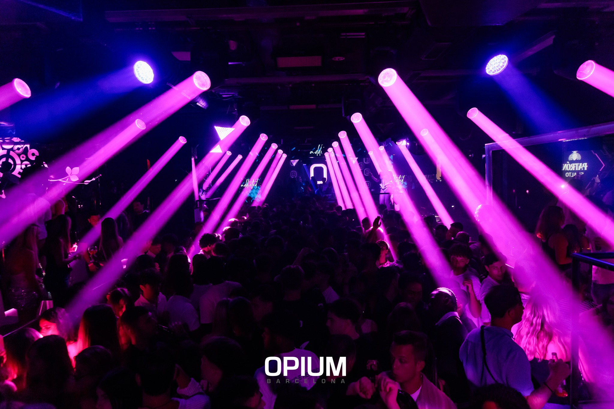 opium barcelona pista de luces
